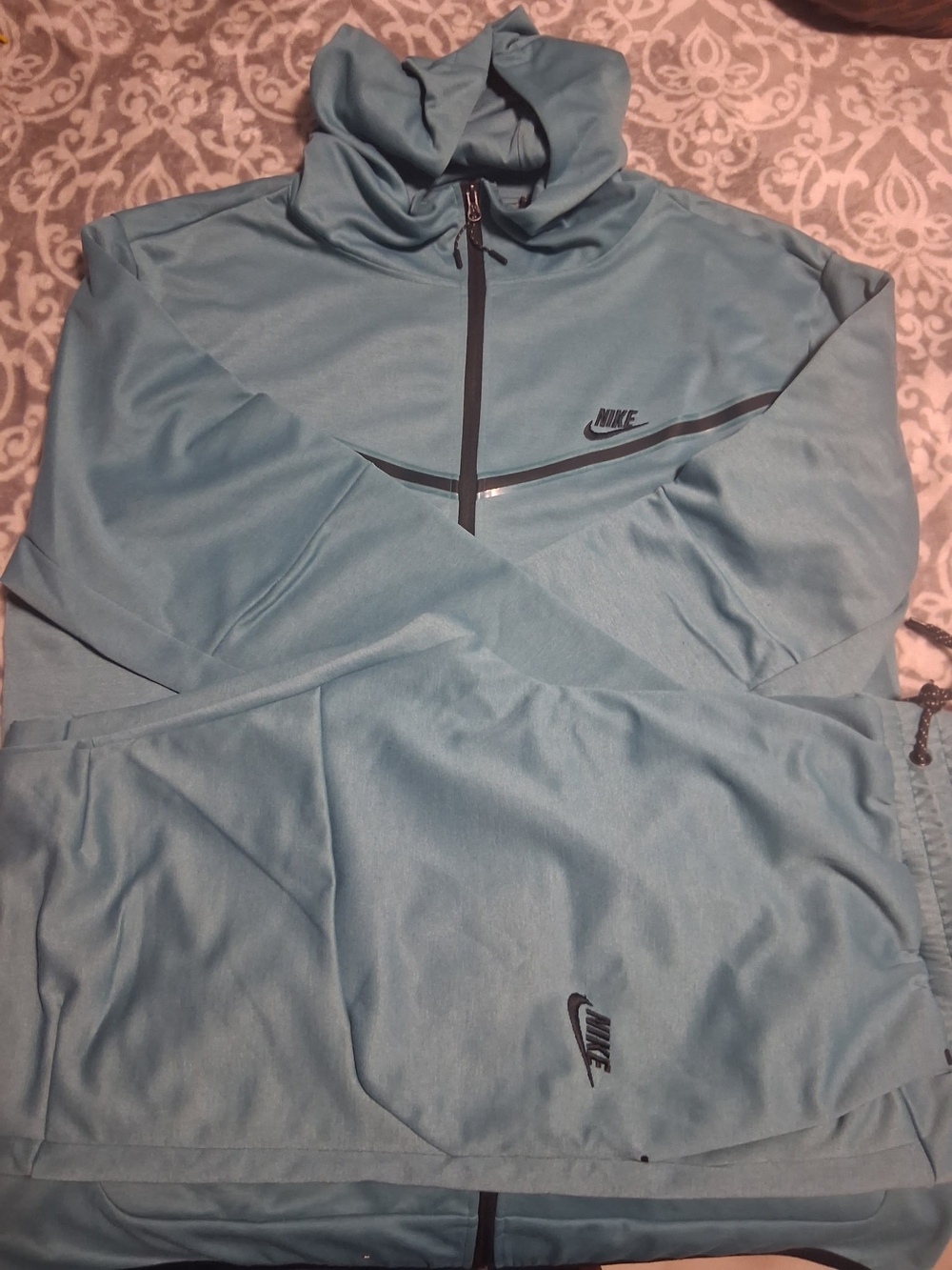 Nike Men's Blue Performance Jacket With Sweat Pants